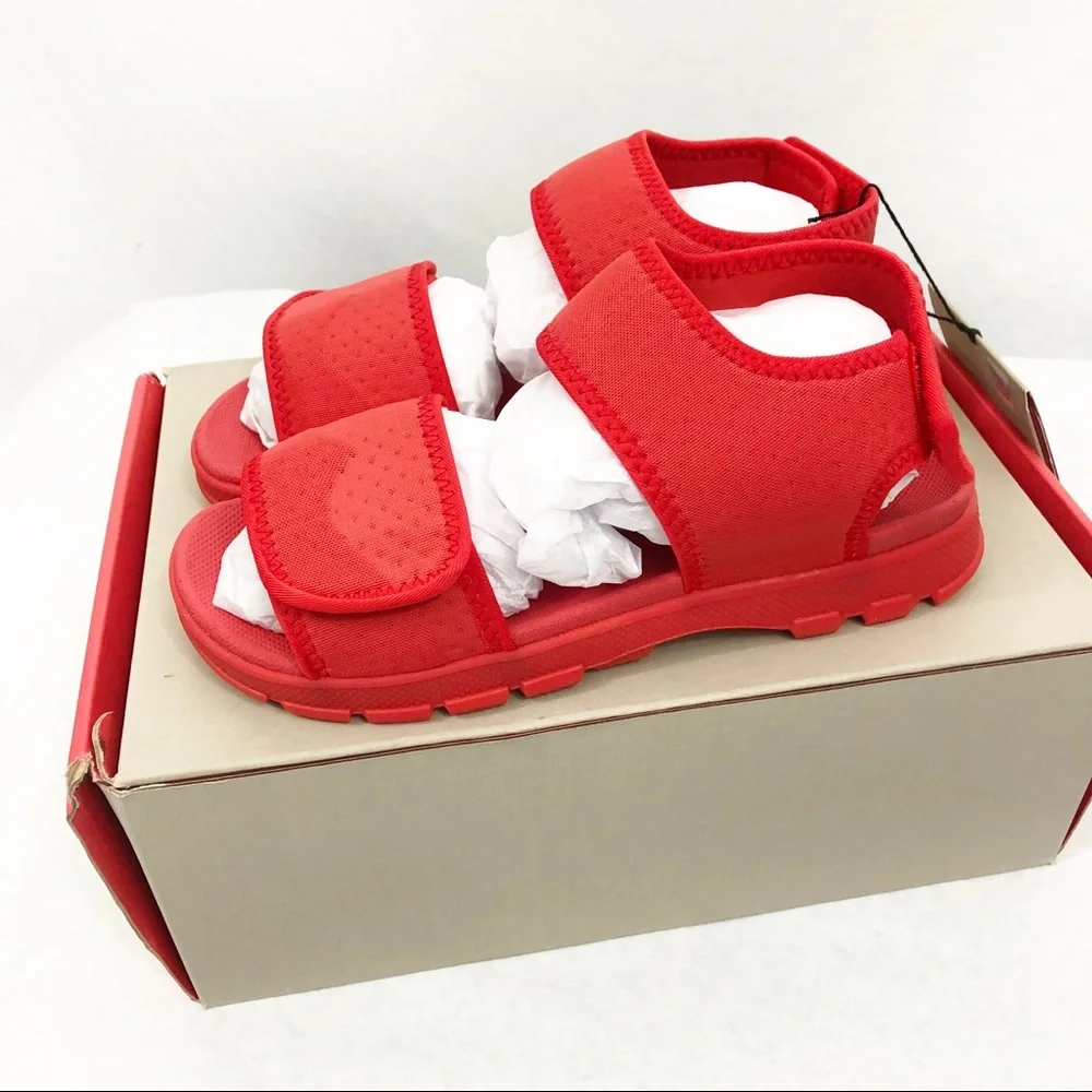 NEW Hunter Boots Kids Velcro Outdoor Sandals, Size 3 Boys, Size 4 Girls, Red